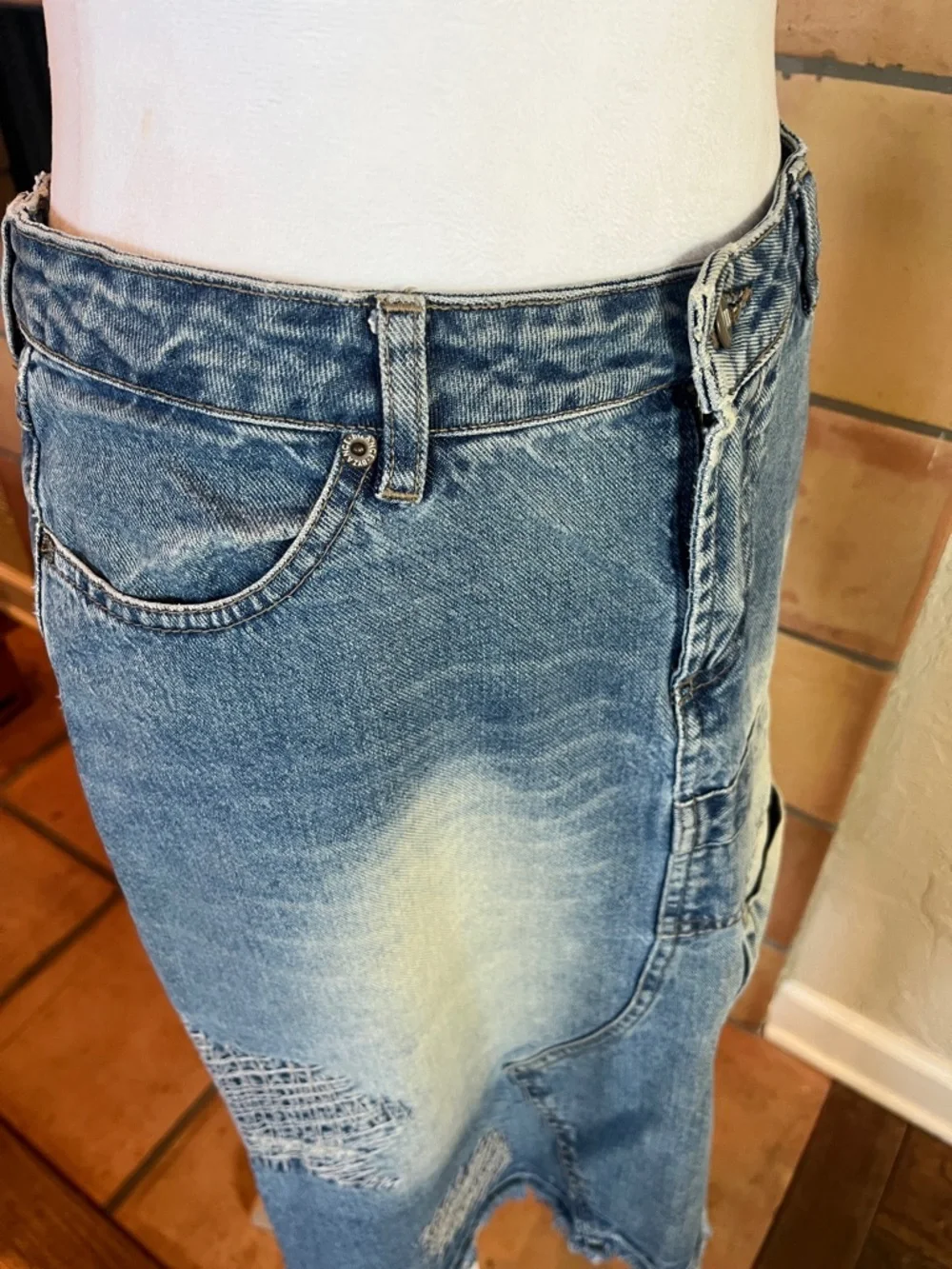 Byzance Brazilian Made Distressed Denim Skirt, size 31